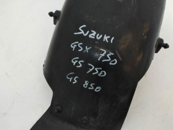 Suzuki gsx 750 gs 750 gs 850 parafango posteriore 63112 4900