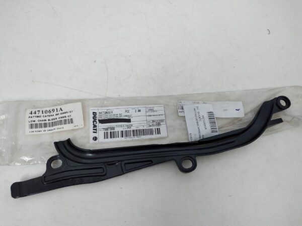 DUCATI Pattino Catena Inferiore Ducati 848 - 1098 - 1198 44710691A