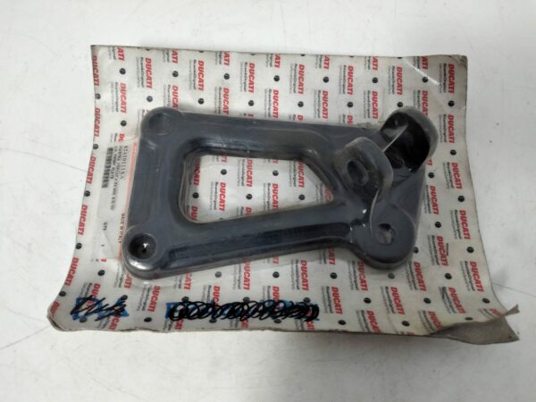 DUCATI Piastra Portapedana Anteriore Sx Ducati Ss900 82410111AA