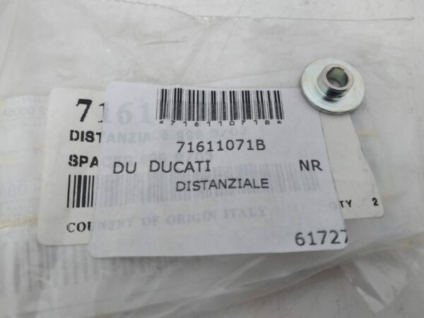 DUCATI Distanziale Con Collare 15.2Xd8Xh3 71611071B