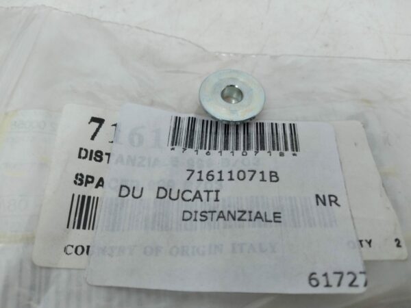 DUCATI Distanziale Con Collare 15.2Xd8Xh3 71611071B