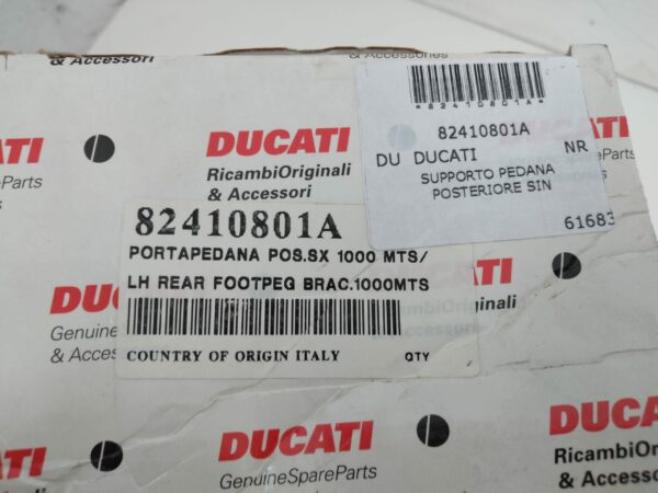 DUCATI Supporto Pedana Posteriore Sx - Multistrada 03 09 Hypermotard 08-09 82410801A