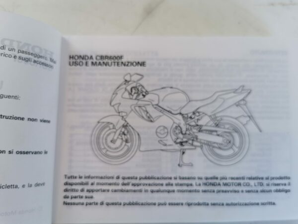 Honda CBR600F 1998 Libretto uso e Manutenzione 20009901X IT ES DE