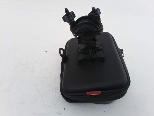 Porta satellitare da manubrio GIVI S954B Dimensioni interne 15 x 10