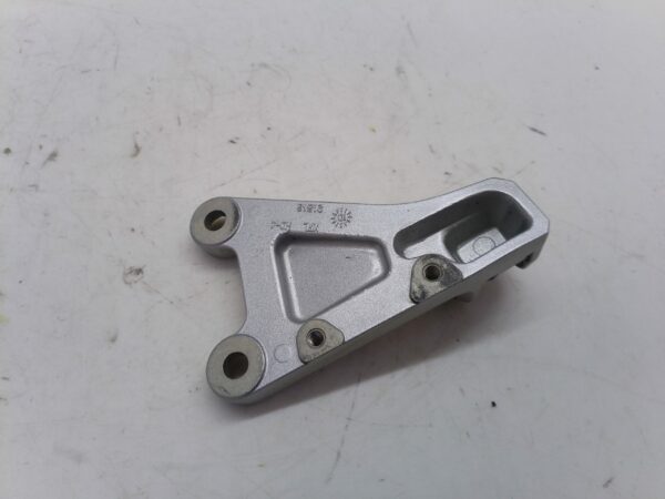 Honda CBR 1000 2008 Supporto pedana anteriore sinistra