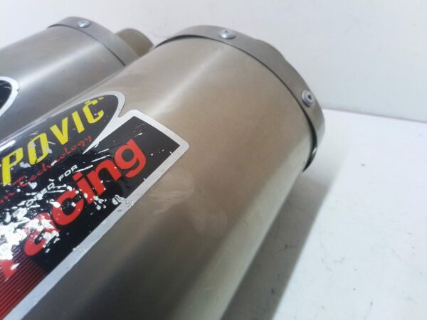 Aprilia RSV 1000 Scarico terminale marmitta akrapovic modificate