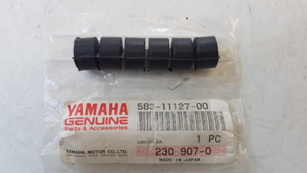 YAMAHA Assorbi vibrazioni 5831112700