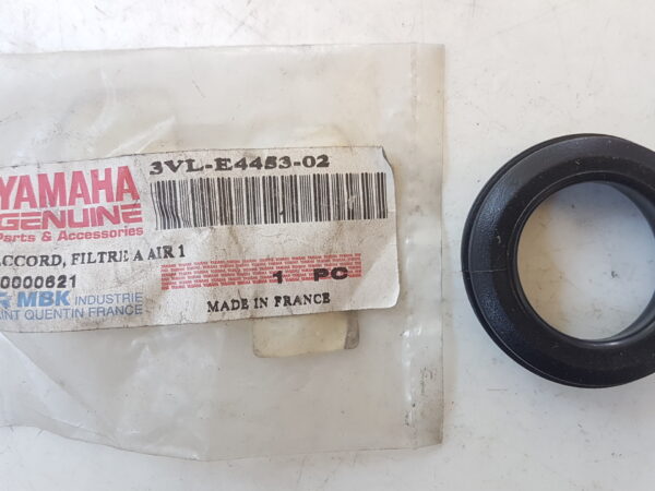 YAMAHA Raccordo filtro aria 1 3VL-E4453-02