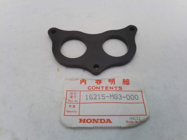 HONDA Plastica 16215mg3000