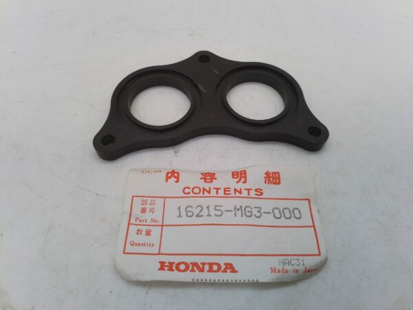 HONDA Plastica 16215mg3000