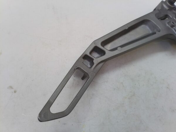 Honda Cb 600 f 00 01 Supporto pedana destro 50650mbzdooza