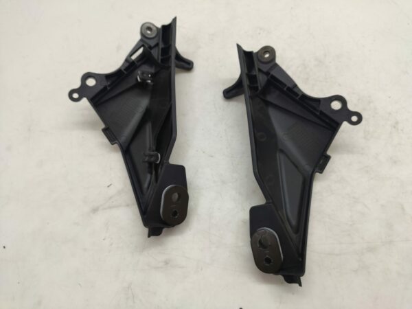 Honda CBR 600 rr Supporto frecce posteriori 80106meeg 80105meeg