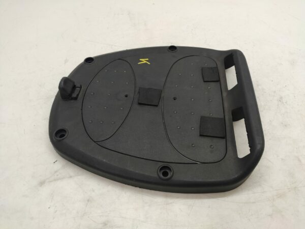 Kymco Piastra supporto bauletto posteriore GIVI Z402