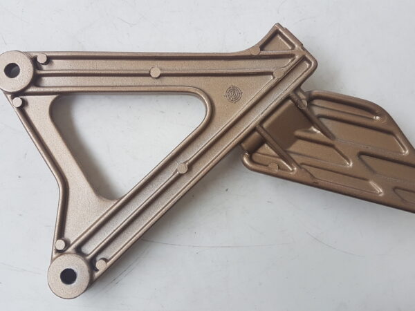 Honda NSR 125 F  1988-89 Piastra supporto pedana Sx