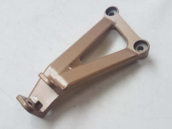 Honda NSR 125 F  1989-93 Piastra supporto pedana passeggero Sx