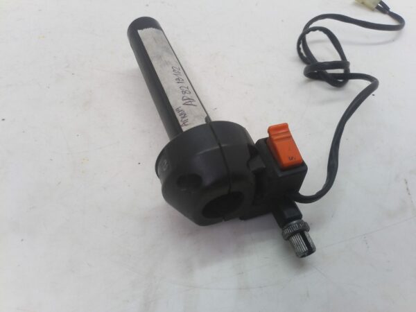 Aprilia af1 50 Comando acceleratore 8218102