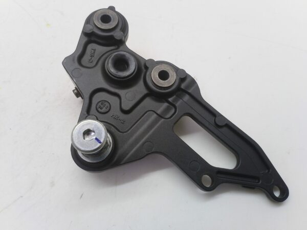 Yamaha mt-07 2014 Supporto pedana anteriore destra