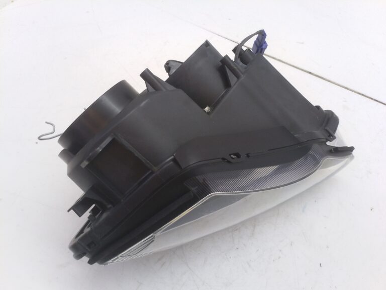 Yamaha R1 fanale anteriore sinistro p6467