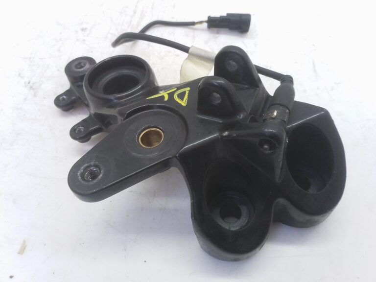 Ducati Multistrada 1100S 06 09 supporto pedana anteriore destra 82410711a