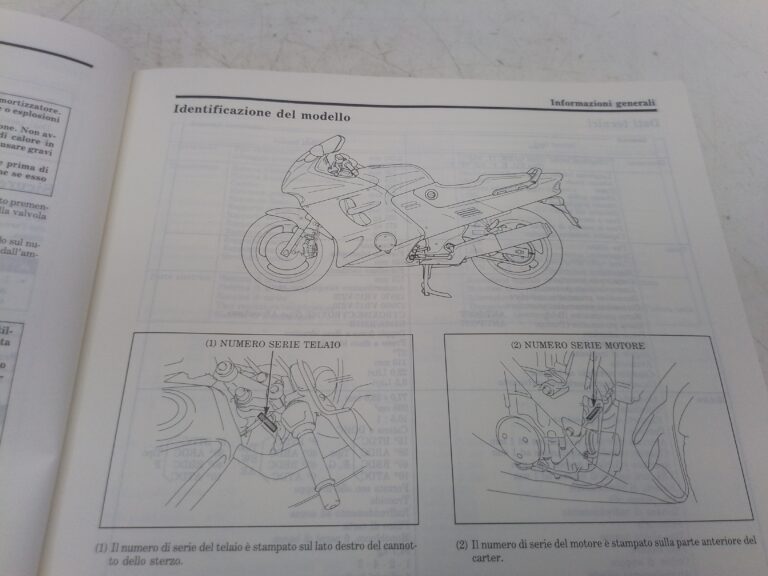 Honda CBR 1000 F p 93 manuale d'officina 69mz200