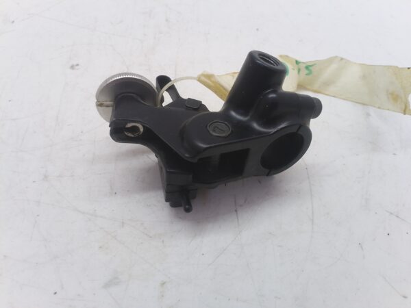 Kawasaki Z800 13 supporto leva frizione