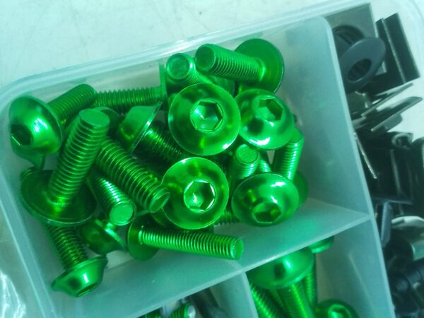 Kawasaki kit viti ergal boccole clips carene