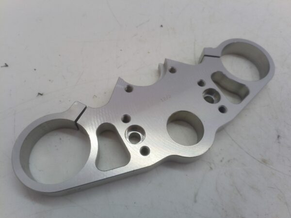 Aprilia RSV 1000 0408 piastra sterzo superiore con riser