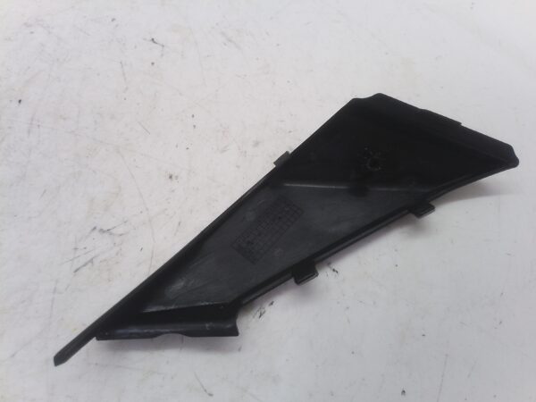 Honda CBR 1000 rr 04 supporto plastica paracalore sinistro