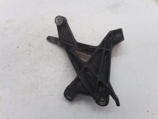 HONDA CROSSTOURER 1200 15 17 supporto pedana posteriore destra