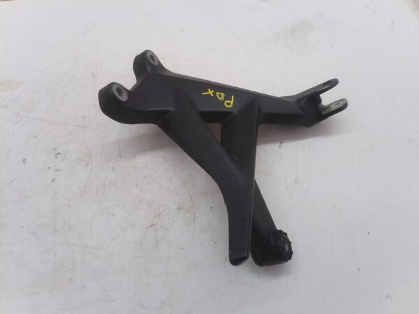 HONDA CROSSTOURER 1200 15 17 supporto pedana posteriore destra