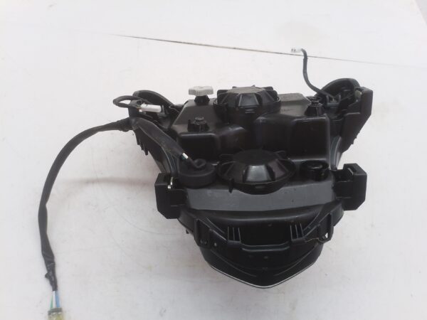 HONDA CROSSTOURER 1200 15 17 faro anteriore riparato